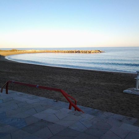 Apartamento Estudio Linea De Playa Vinaros Exterior photo